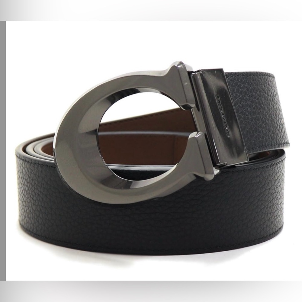 Men’s Reversible Coach “C” Belt New With Tags.